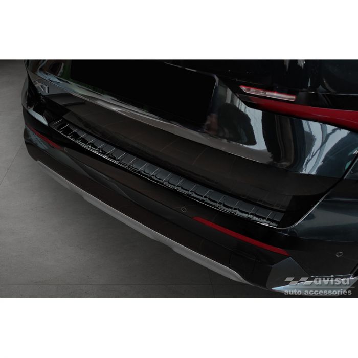 Protection de seuil arrière inox Noir-Chromé sur mesure pour BMW X1 U11 /  U11 xLine 2022- 'Ribs' AutoStyle - #1 in auto-accessoires